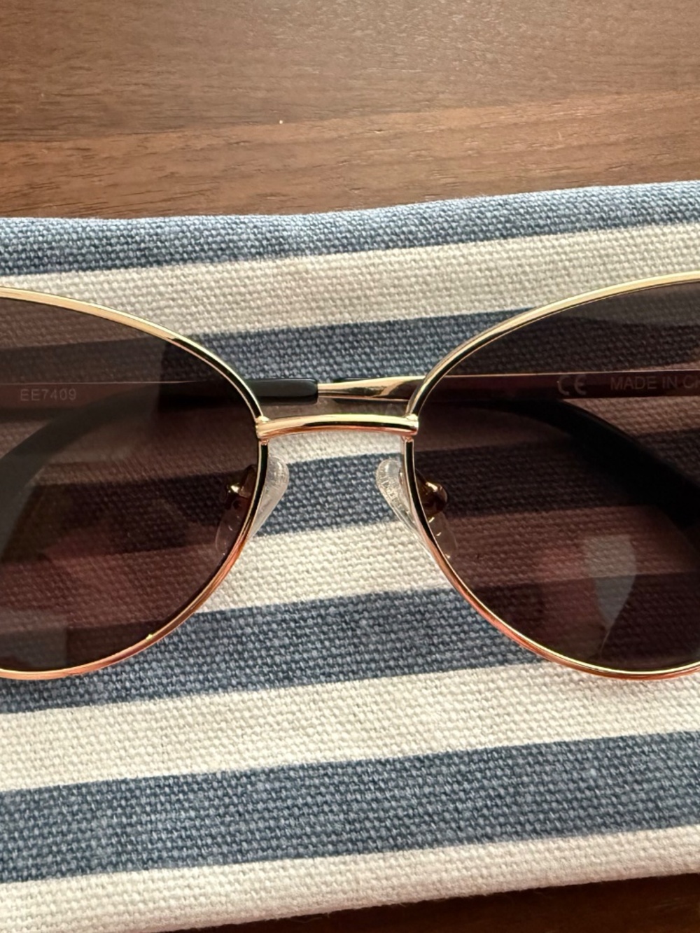 Sunglasses - Picture 4 of 6